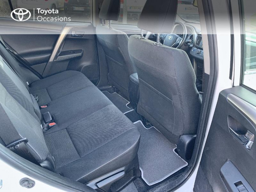 left hand drive TOYOTA RAV 4 (01/04/2018) -  